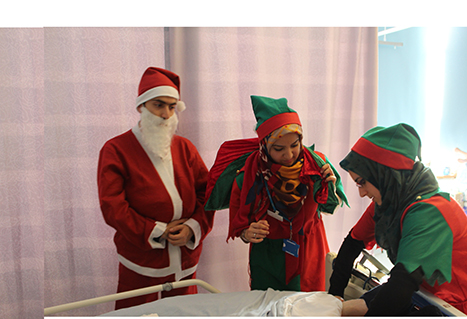 Visiting the elderly in hospital during Christmas