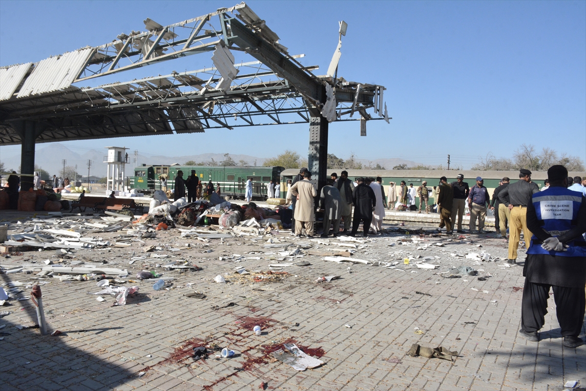 Pakistan: 26 people killed, 62 injured in suicide attack at railway station in Balochistan