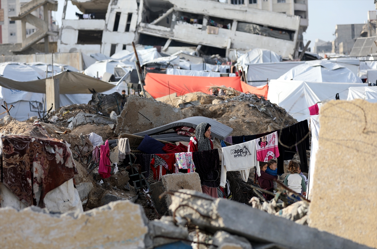 52 Palestinians killed, 142 injured in Gaza & one person killed in Lebanon by Israeli forces breaking cease-fire agreement