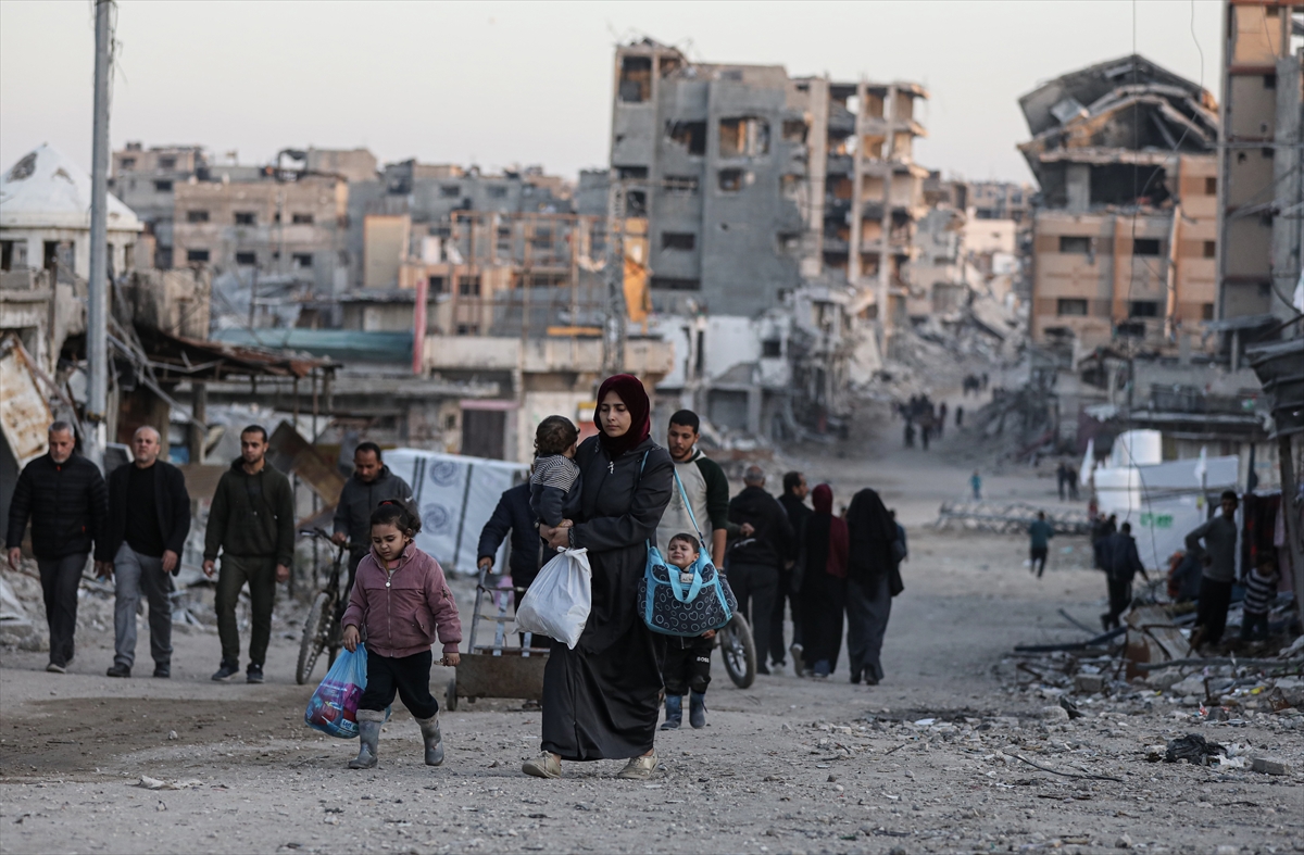 Israeli forces killed 58 Palestinians, injured 86 & violated cease-fire agreement with Lebanon by bombing & demolishing buildings