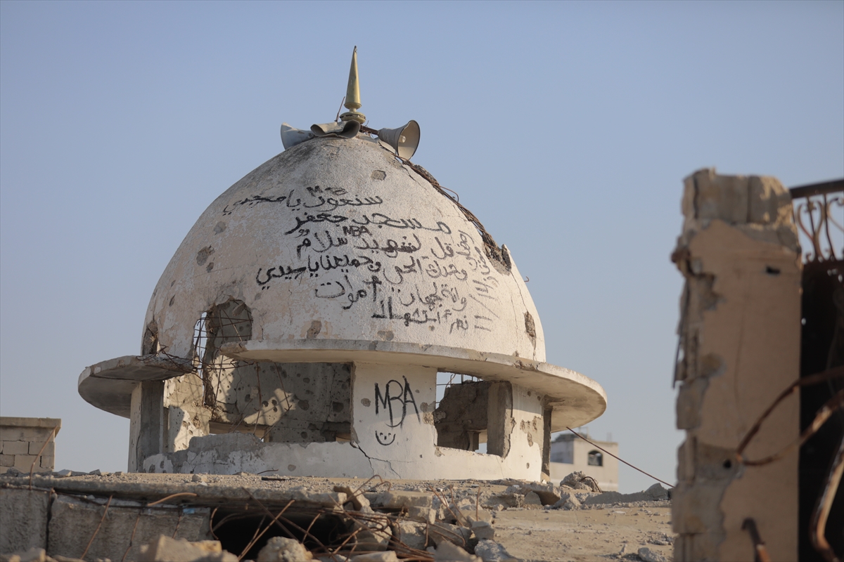 Israeli army killed 31 Palestinians, injured 57 in Gaza & killed 2 Palestinians in West Bank