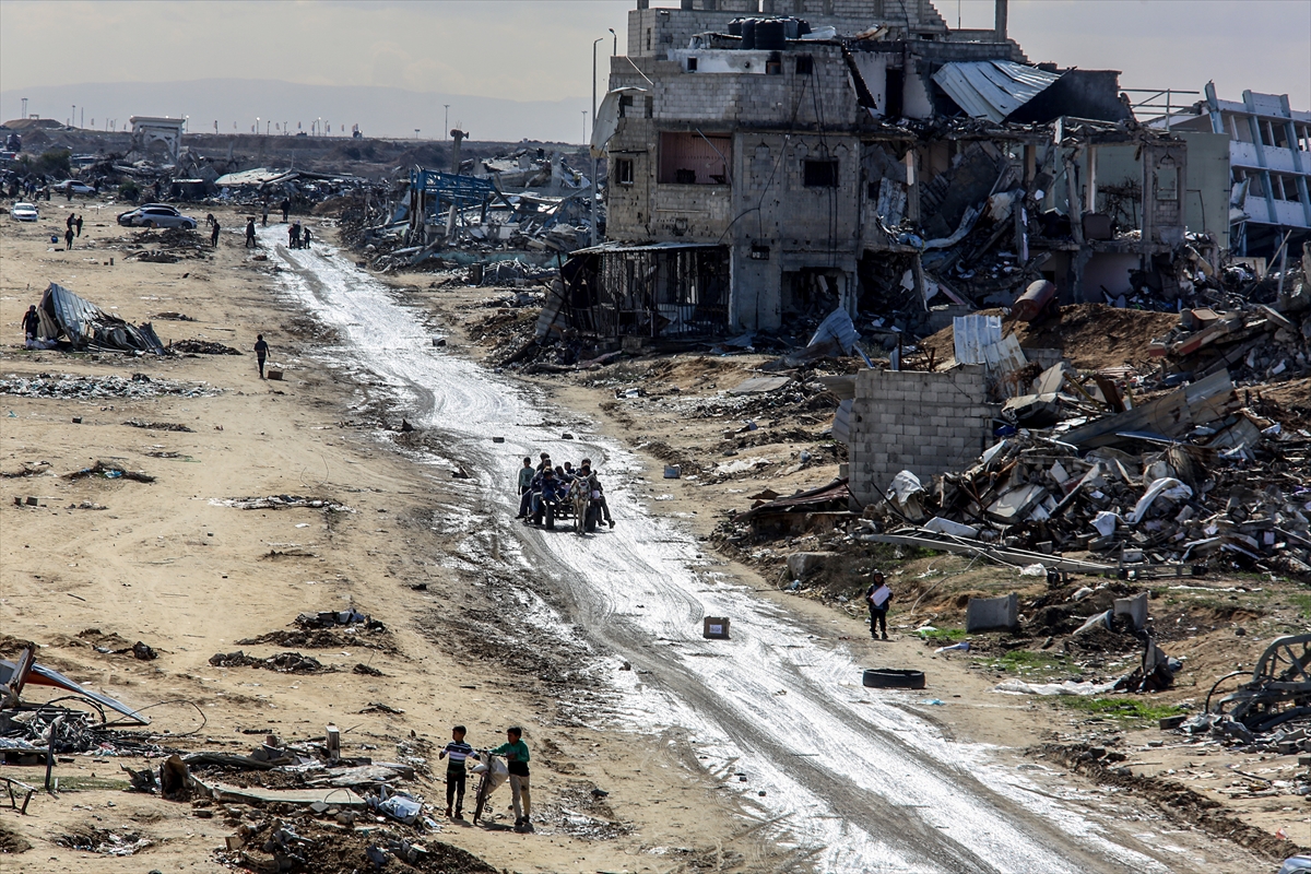 Israeli forces killed 2 Palestinians in Gaza & 2 in West Bank despite ceasefire agreement