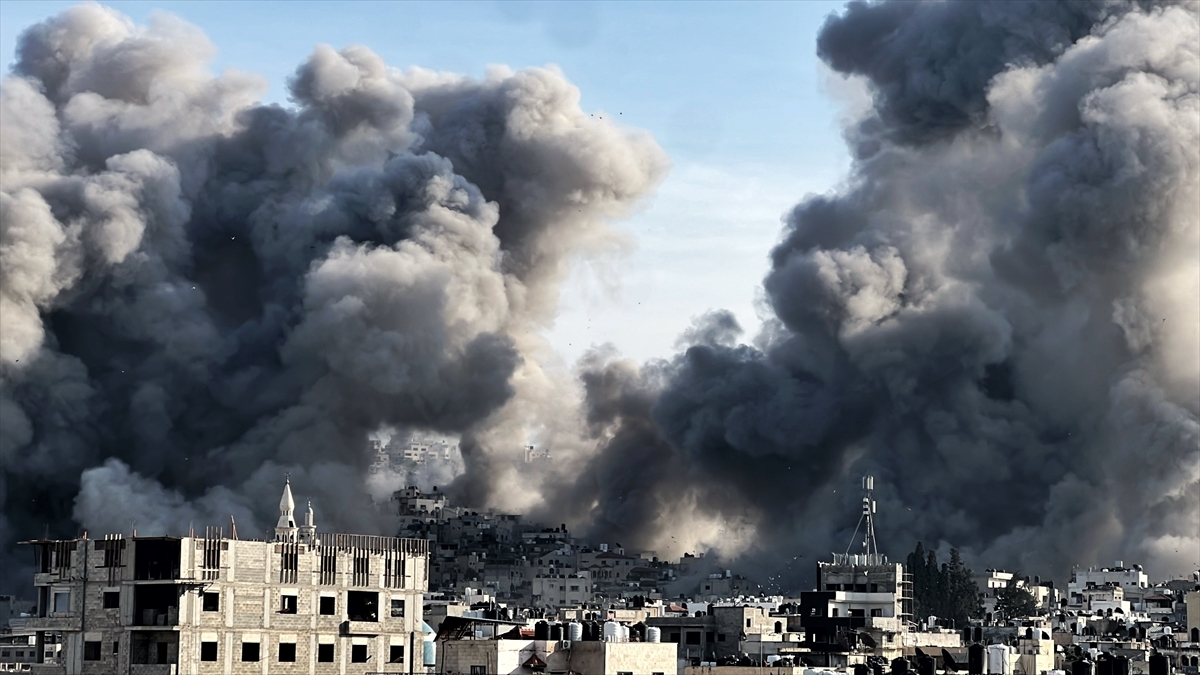 Israeli forces killed a Palestinian in Gaza & another in West Bank, injured 7, despite ceasefire agreement