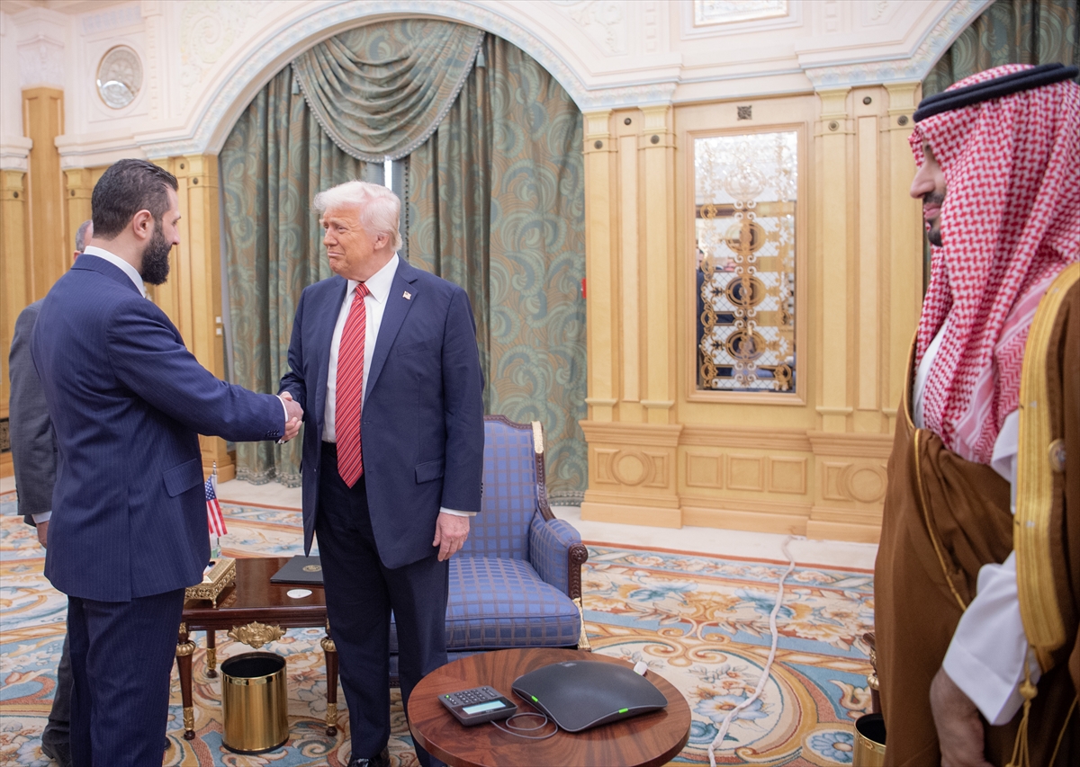 Trump lifts Syria sanctions as west shifts toward post-Assad reconstruction