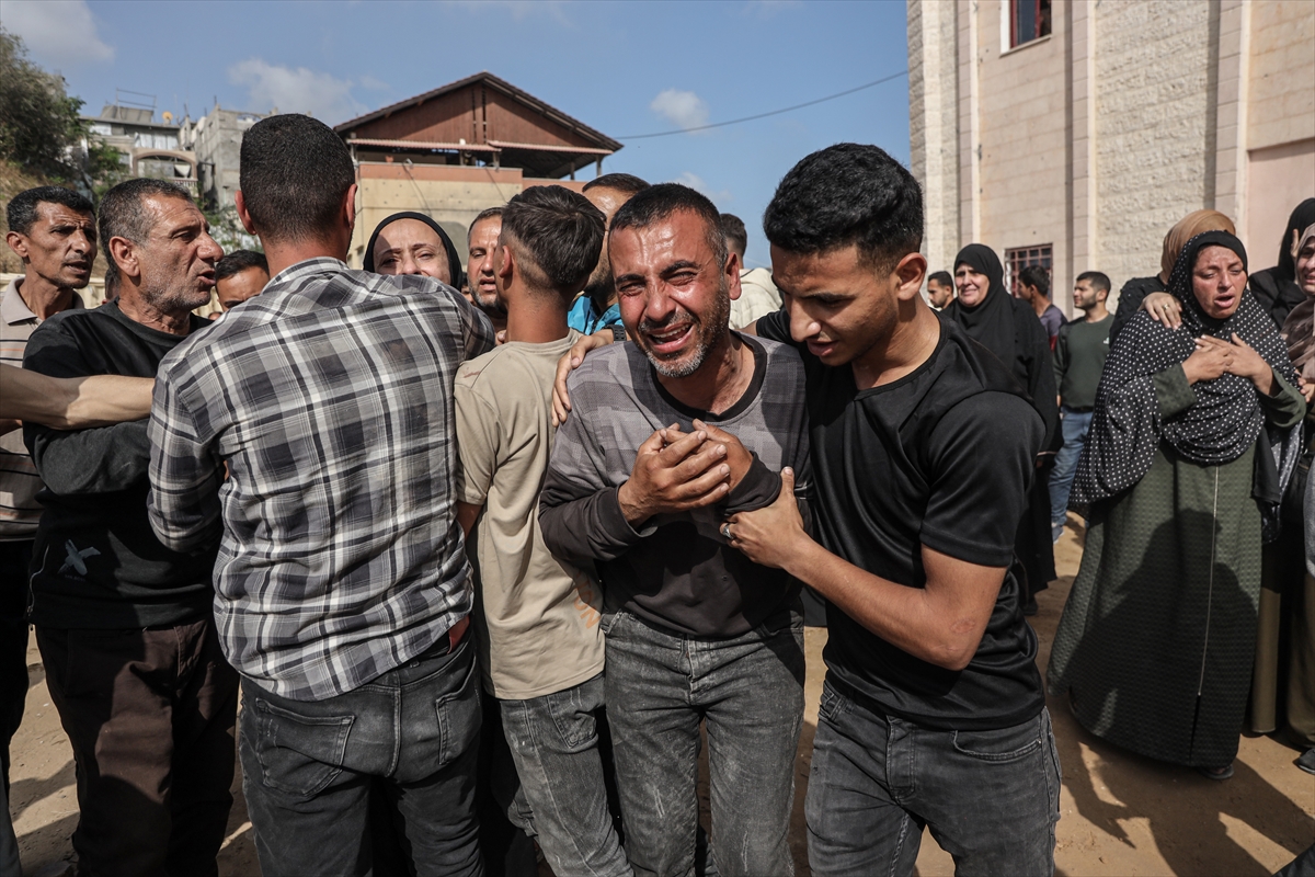 Israeli strikes kill 84 Palestinians in Gaza as death toll surpasses 52,000