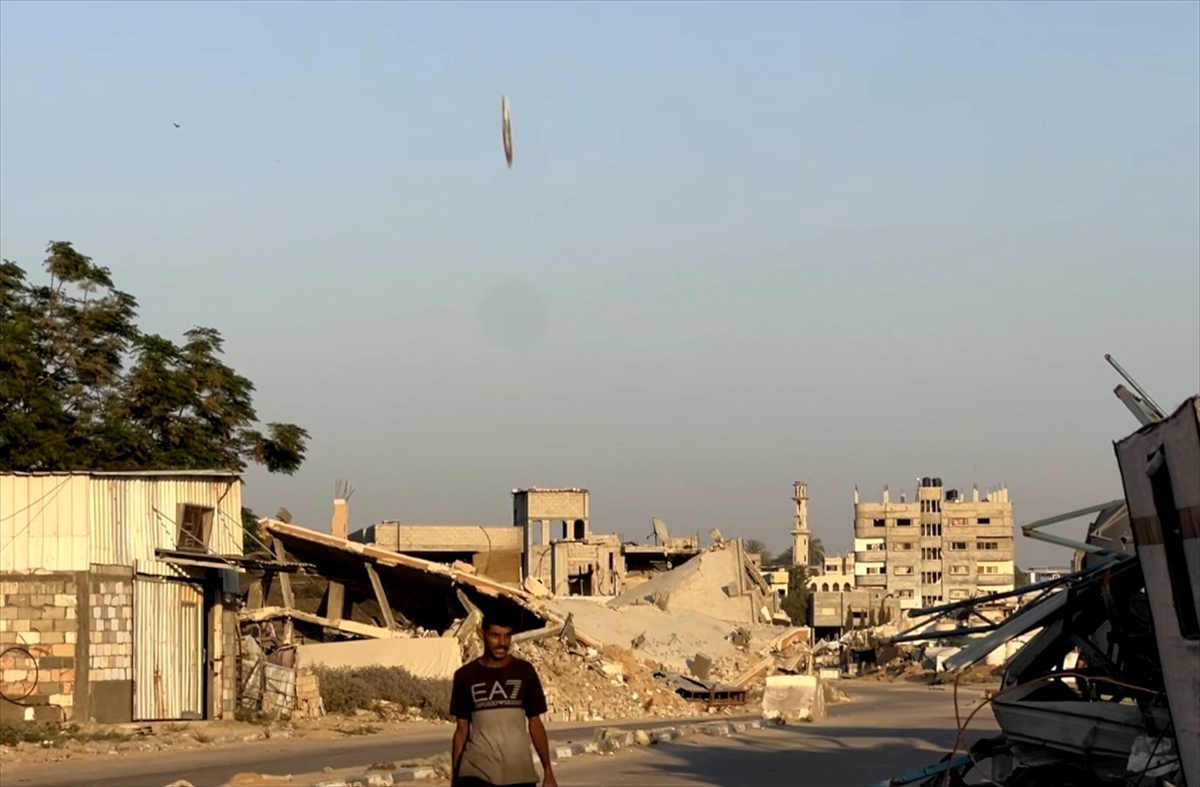 Haaretz reports Israeli troops ordered to use lethal force on Palestinians seeking aid as UN chief labels Gaza aid system a ‘killing field’
