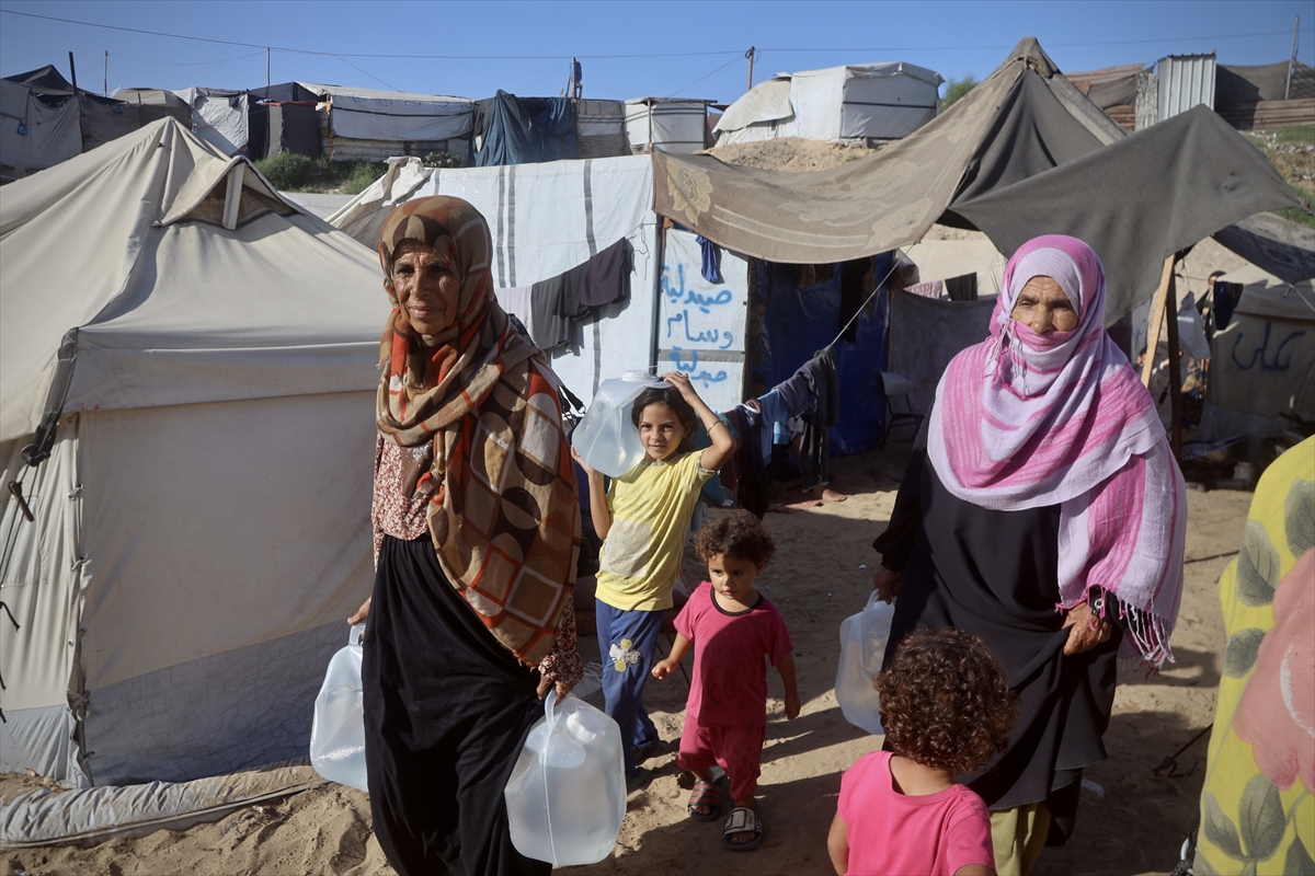 Ceasefire under strain: Gaza deaths, West Bank demolitions, and Trump’s Ultimatum