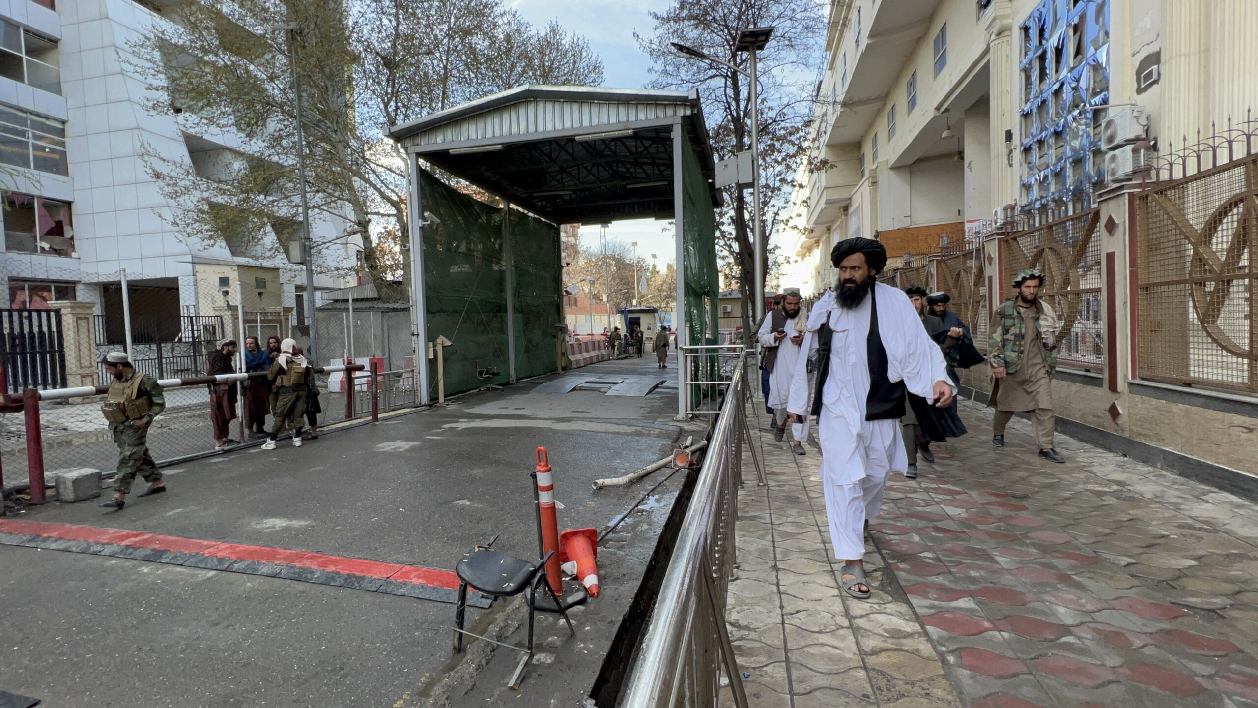 Afghanistan: Suicide bomber kills 6 civilians in Kabul