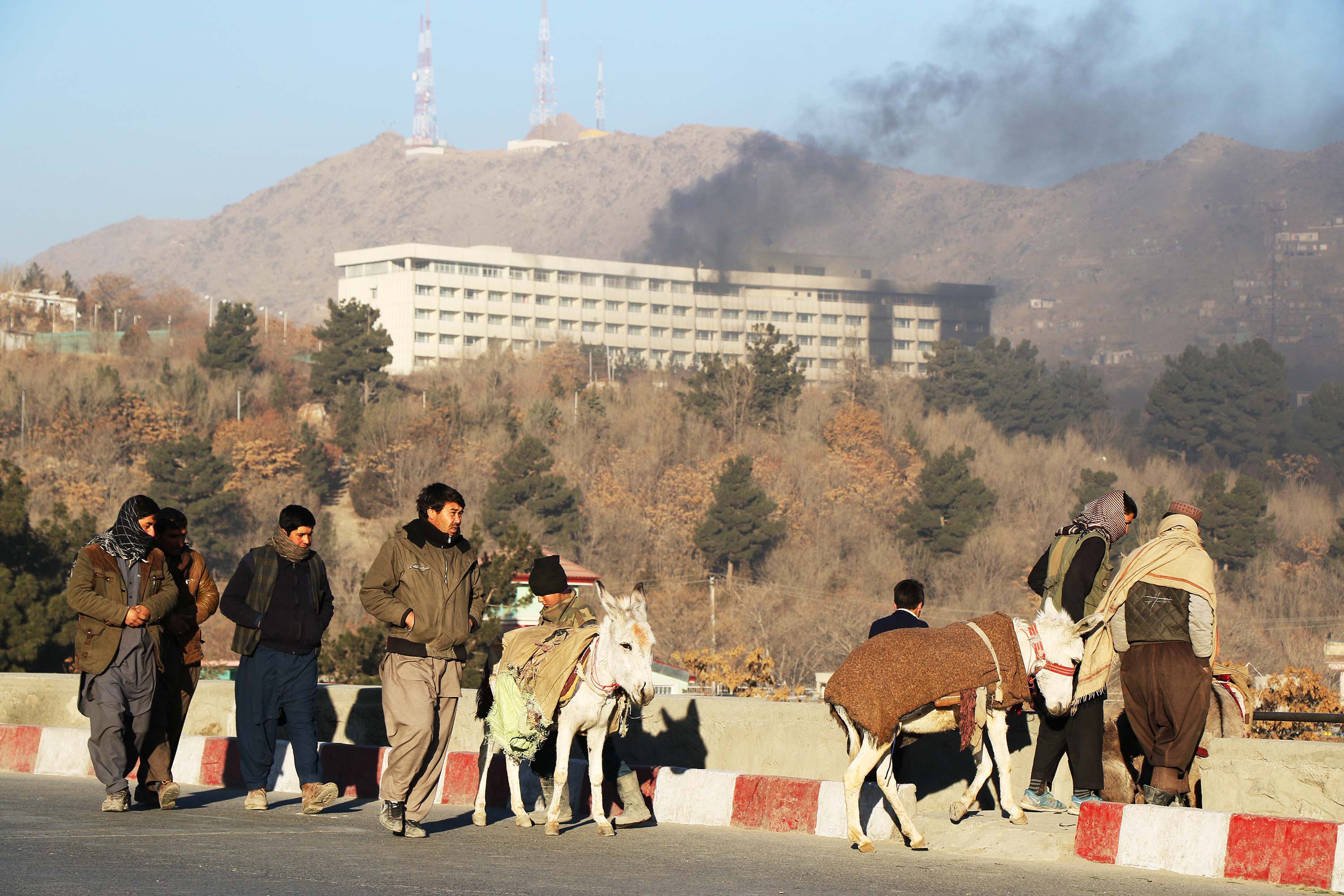 Afghanistan: Suicide car bombing in Kabul kills 17