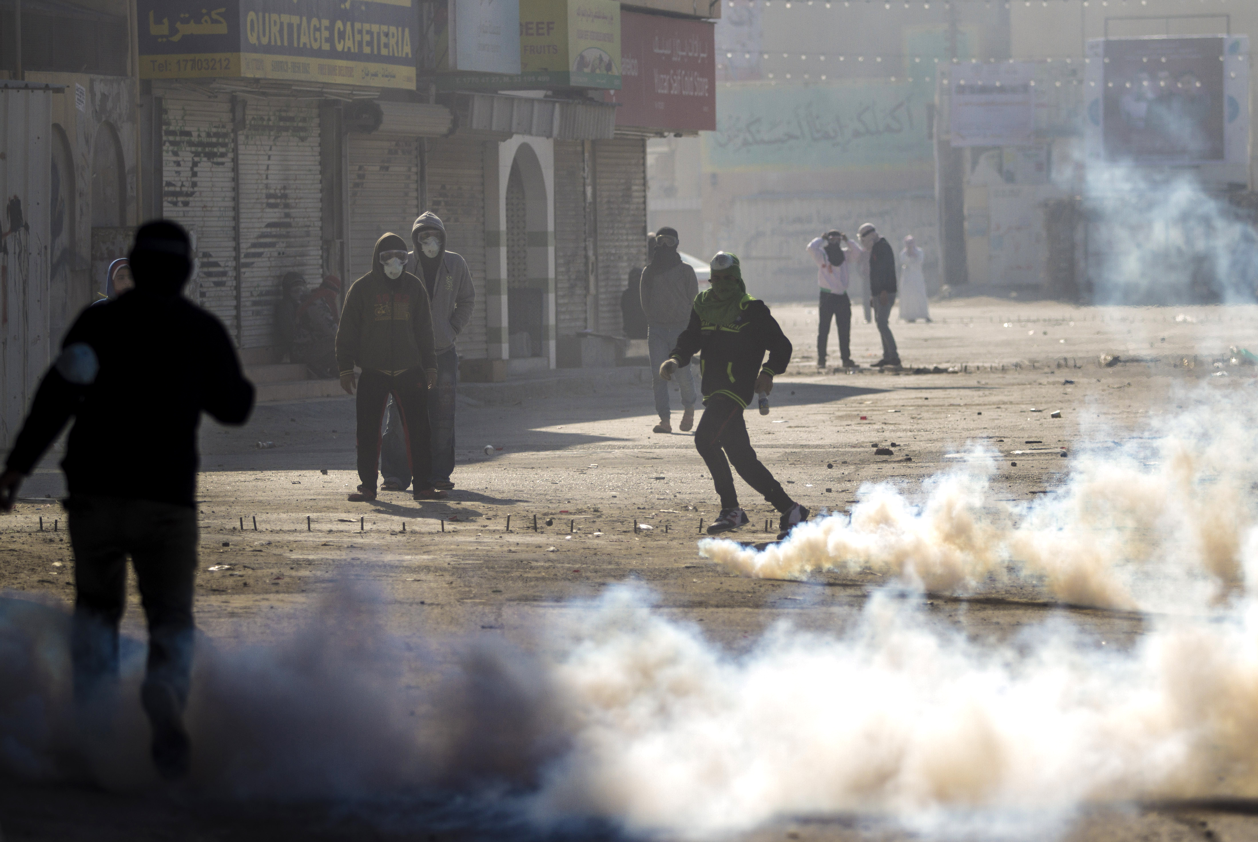 Bahrain executes 2 men on “terrorism” charges despite pleas by rights groups