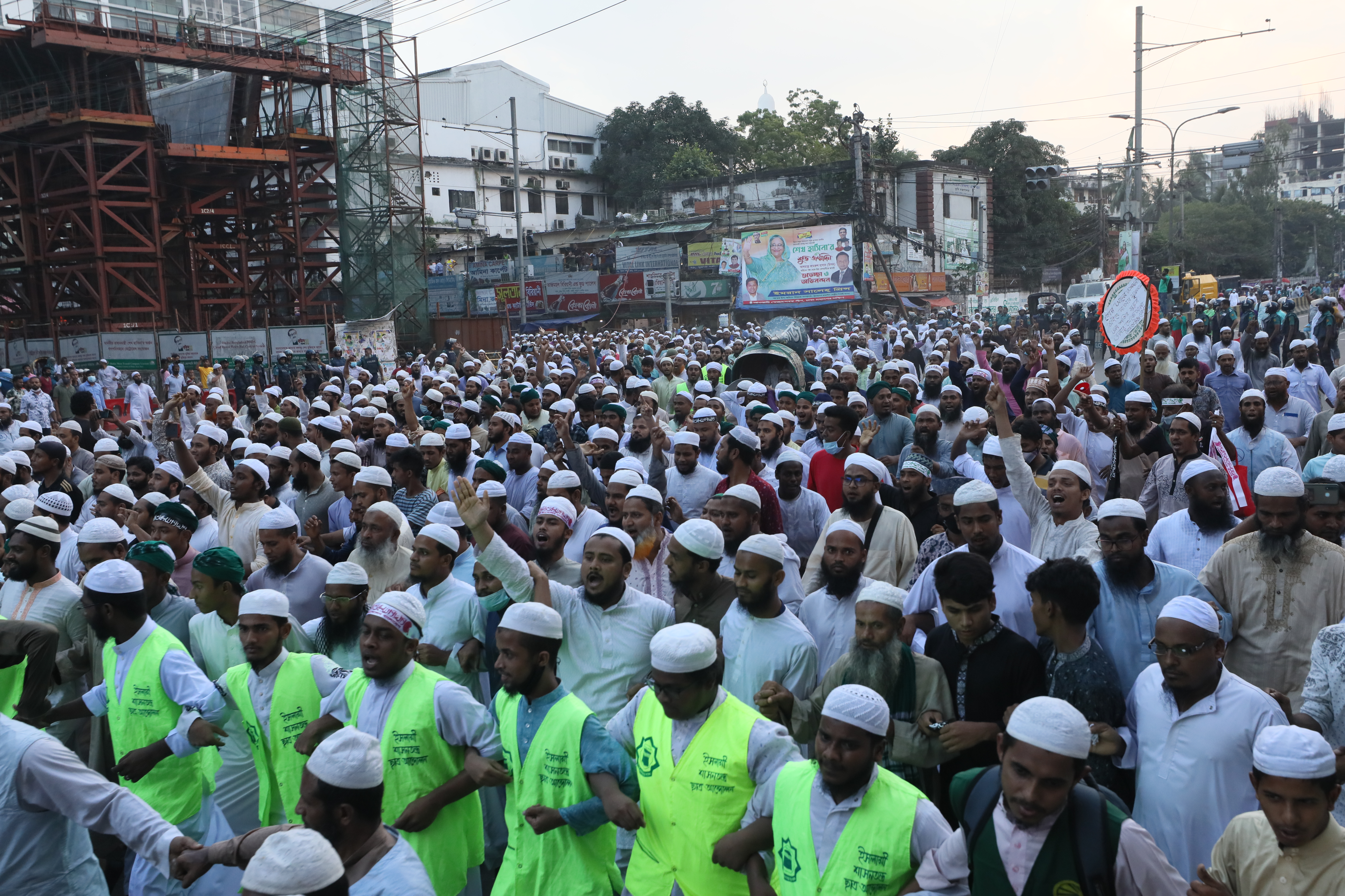 Bangladeshi police arrest Hindu teen for post against Islam’s holiest site