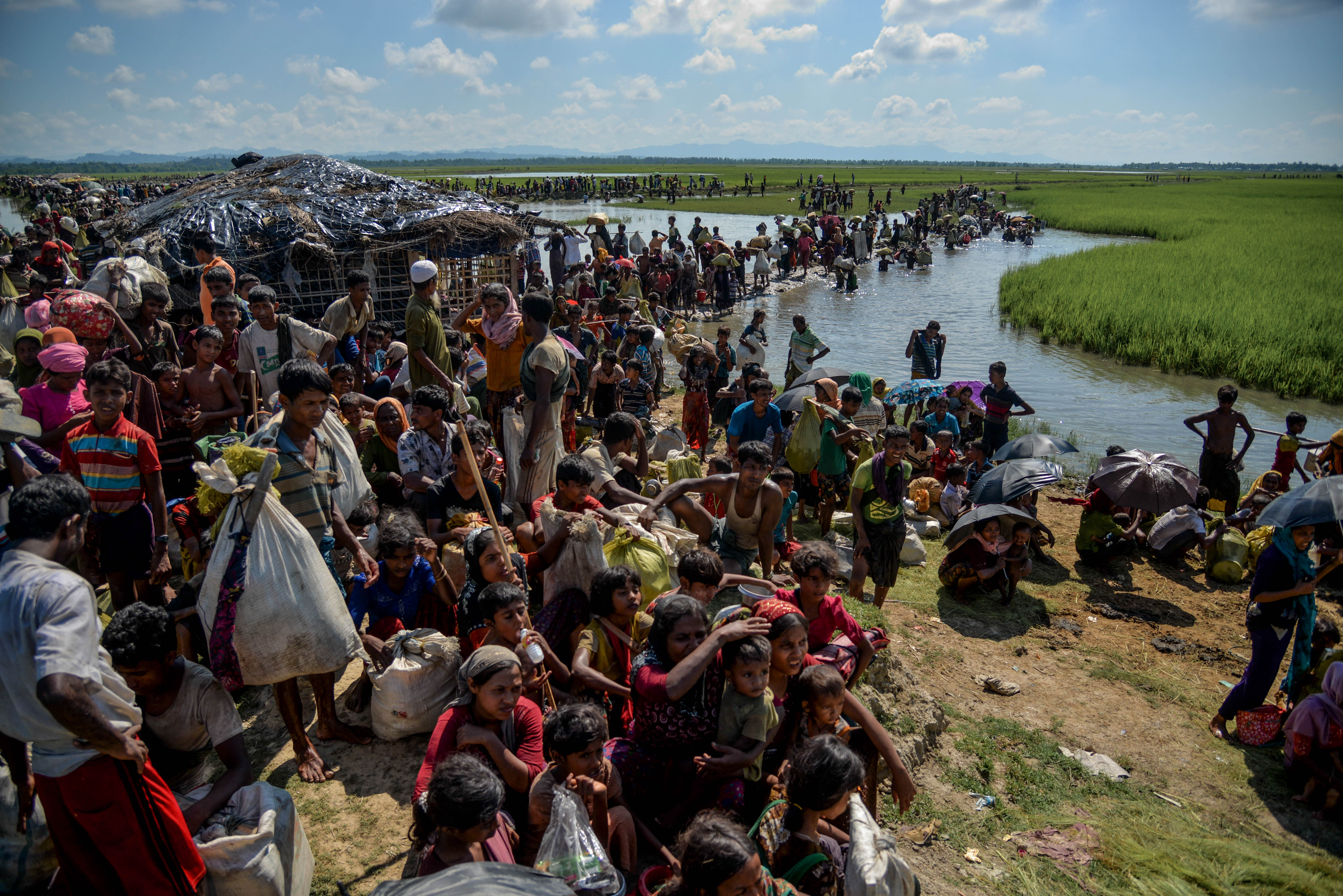 Myanmar: 12 dead as boat carrying Rohingya Muslims sinks near Bangladesh