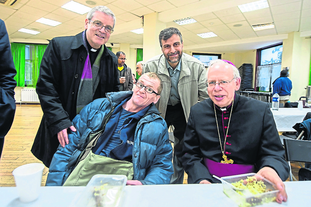 Bishop praises Finsbury Park Mosque ‘Meal for All’ project