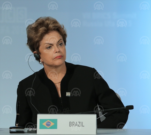 Brazil: 15 killed in bus crash in Paraty