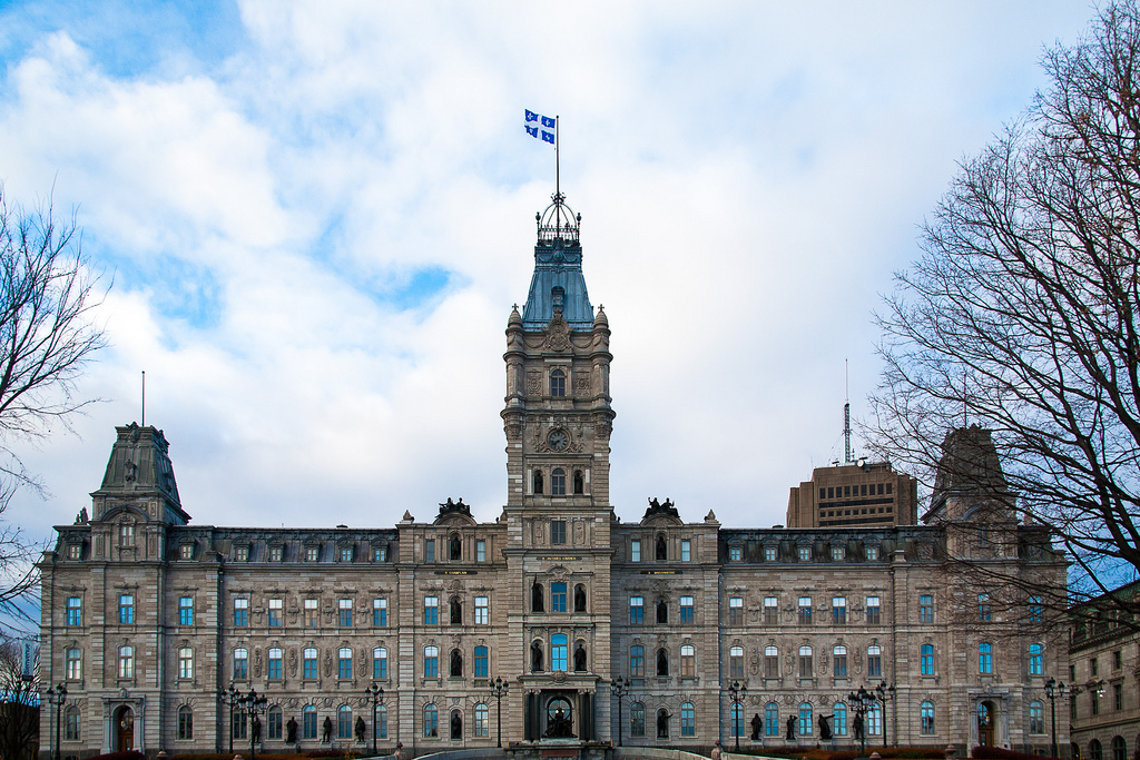 Canada: Quebec law bans niqab, burka