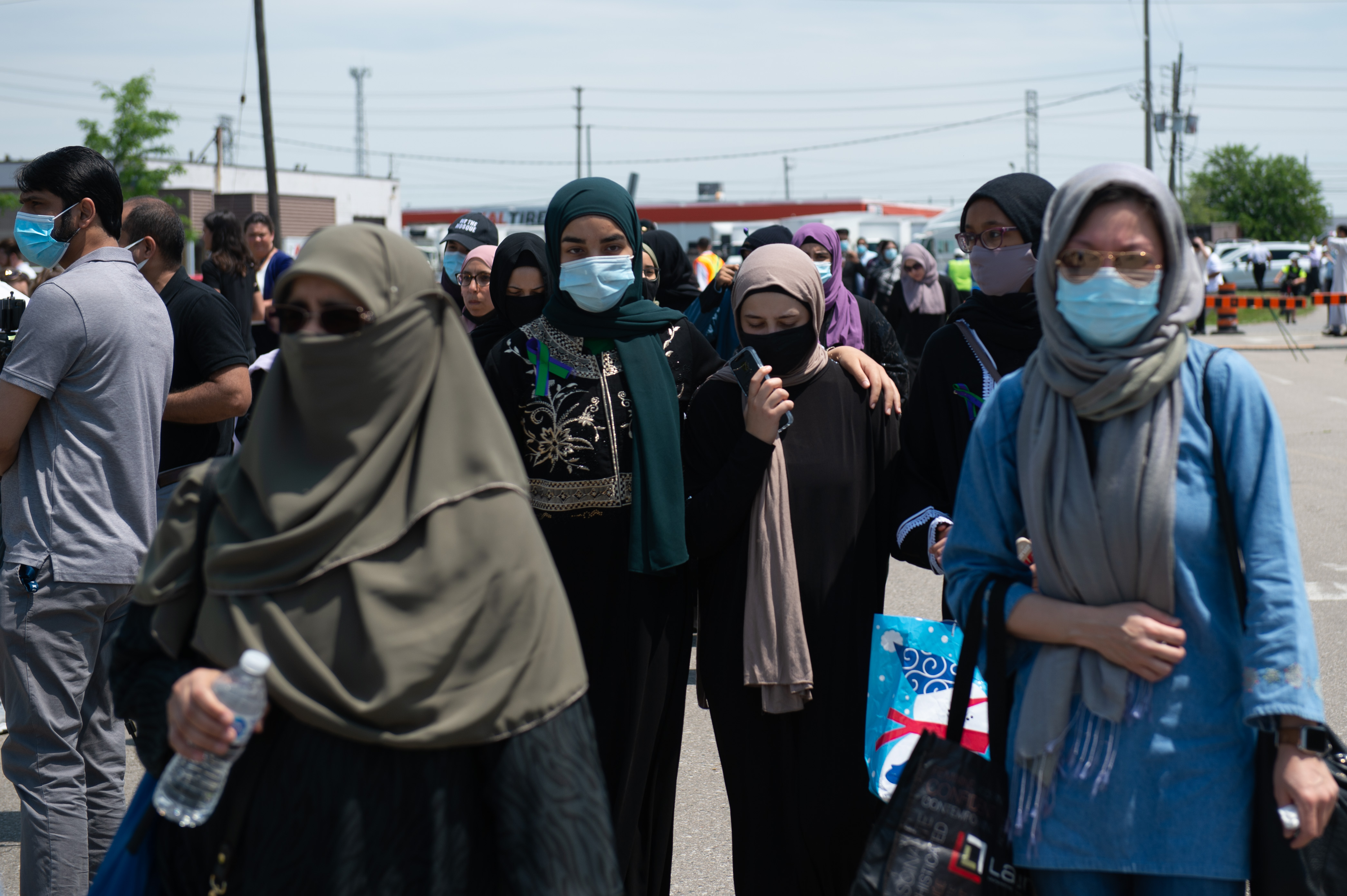 Canada: Two Muslim sisters brutally attacked in Alberta