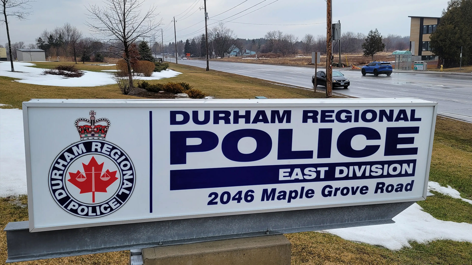 Canadian Muslim woman violently attacked in ‘swarming’ assault; Hijab pulled off in suspected hate crime