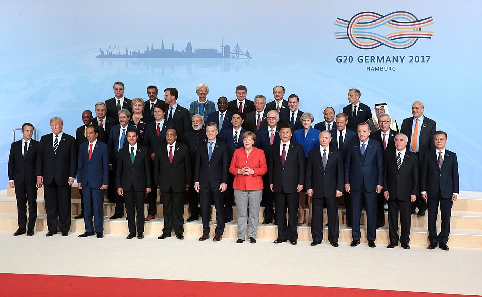 As the US drifts further, nations hold fast on climate deal