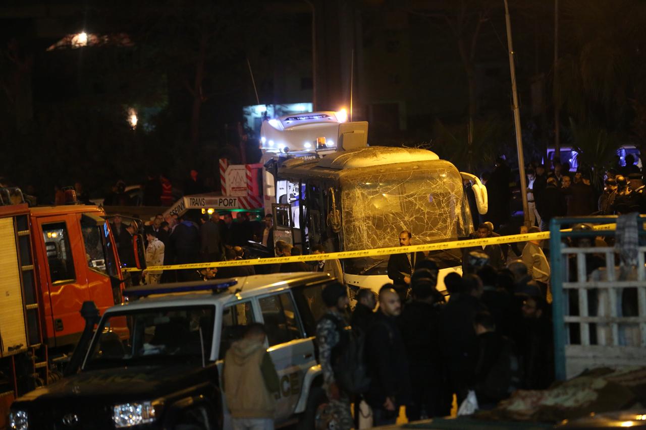 Egypt police kill 40 suspected terrorists after tourist bus attack killed 4