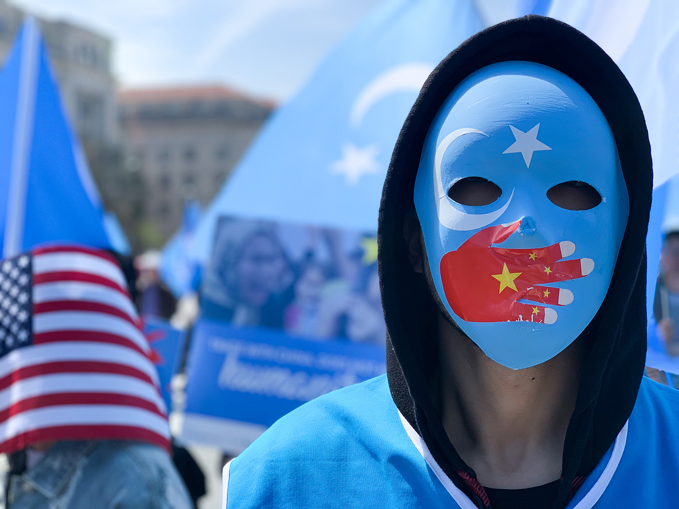 US blacklists Chinese agencies and tech giants involved in the persecution of Uyghur Muslims