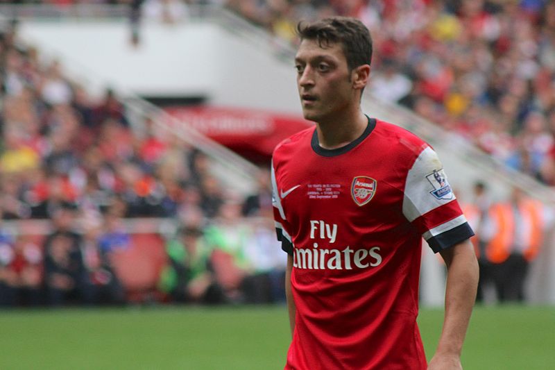 Germany: Footballer Mesut Ozil sparks racism debate in Germany