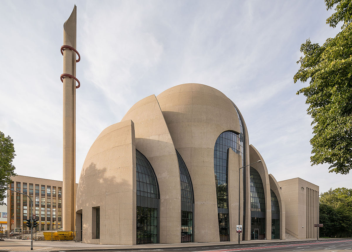 Germany: Cologne mosque reopens after hoax bomb threat