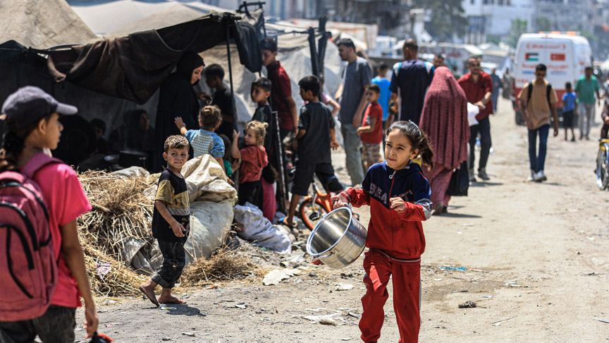 Global forced displacement hits record 122 million as funding falls short