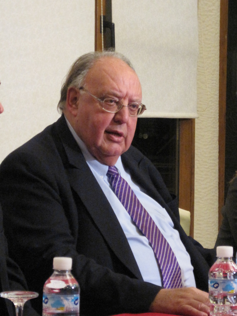 Greece: Muslim leader condemns  racist remarks by ex-Foreign Minister