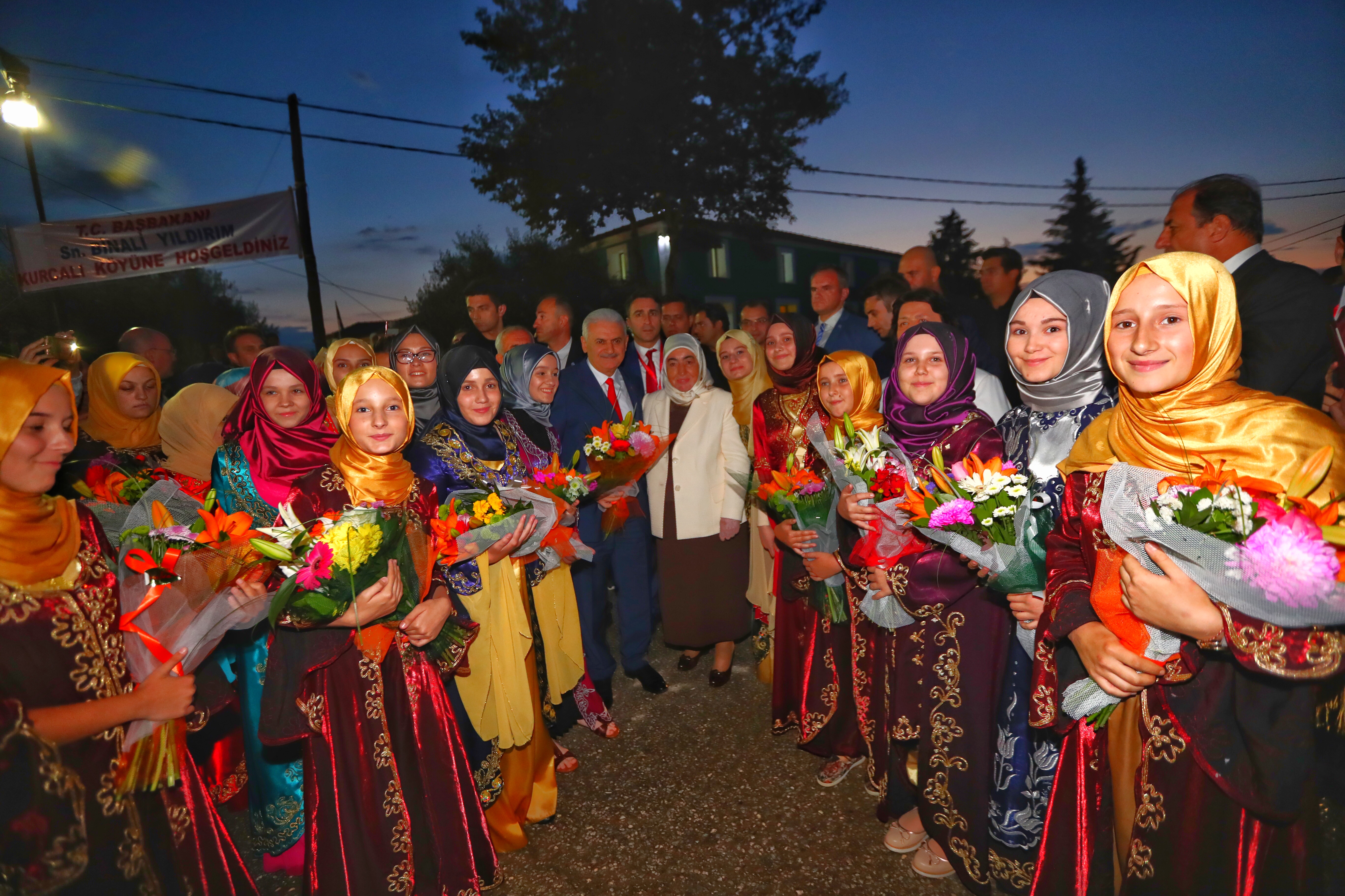 Greece: ‘Attack on Muslim cemetery shows rising Islamophobia’