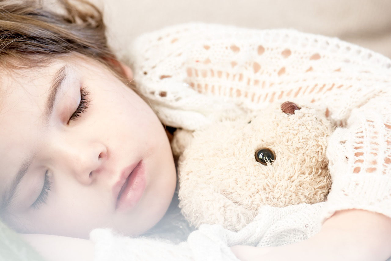 Children sleep through fire alarms