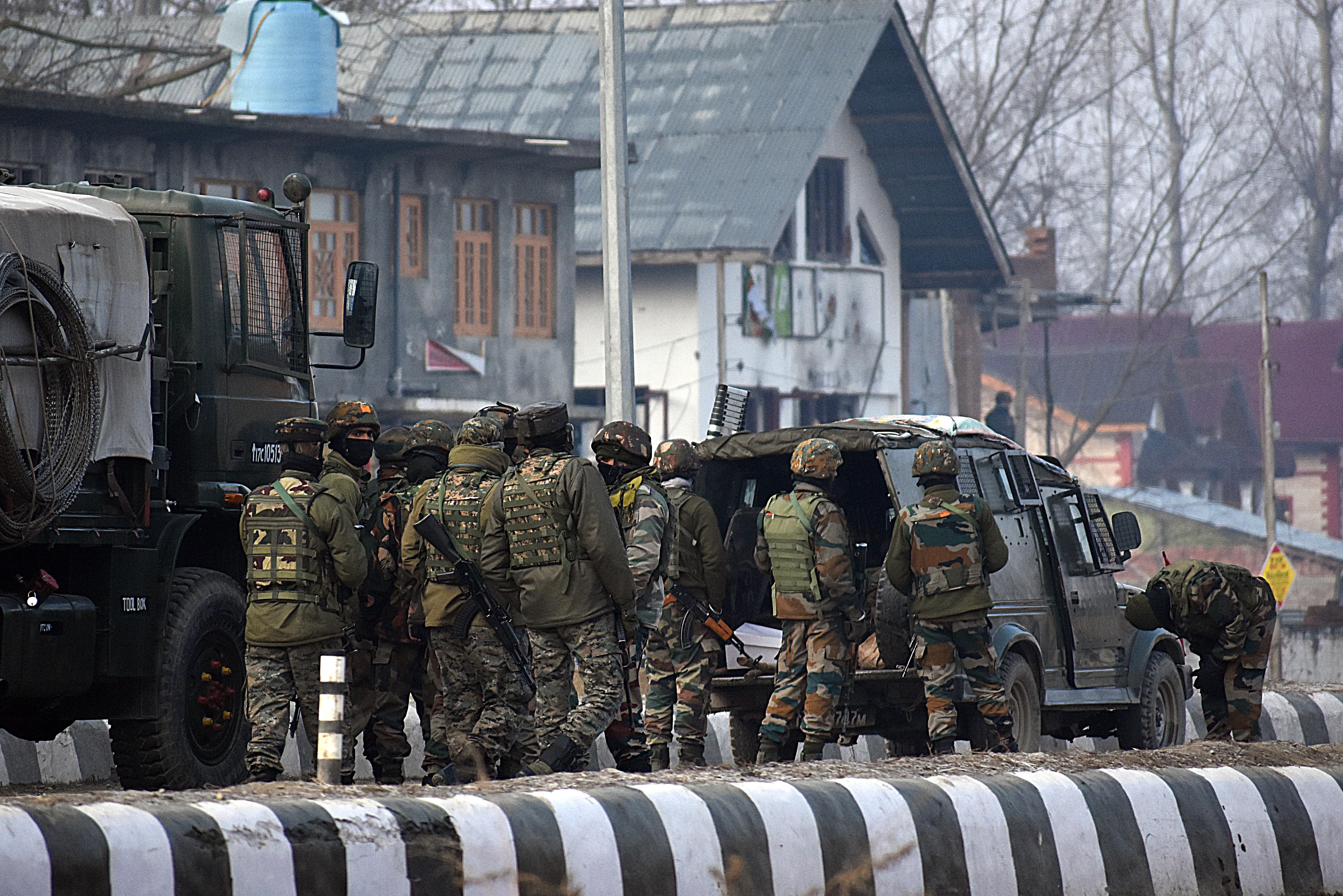 Jammu & Kashmir: 225 Kashmiris, 60 India security killed in 2020