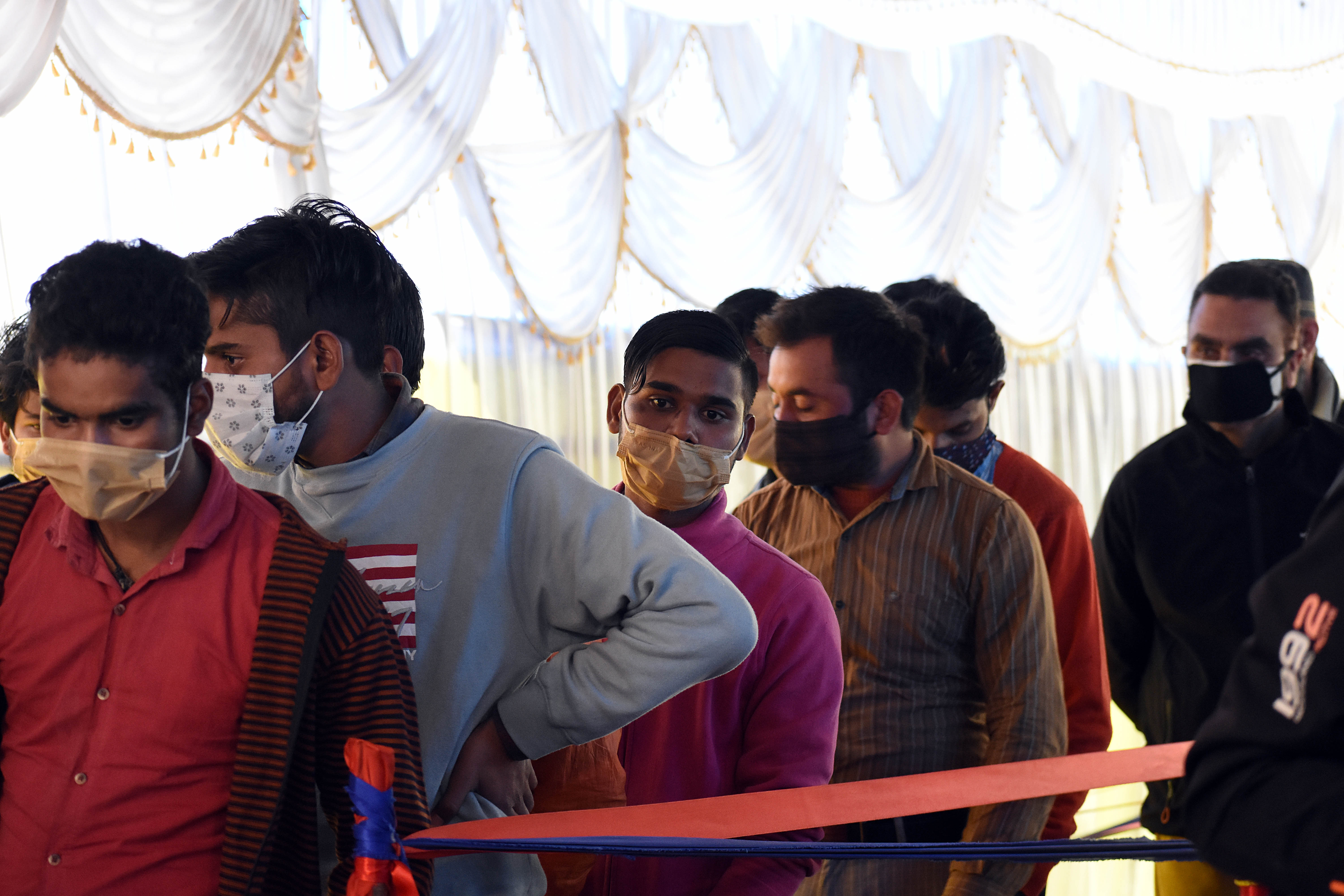 Jammu & Kashmir: Procuring oxygen made difficult for Kashmir charities