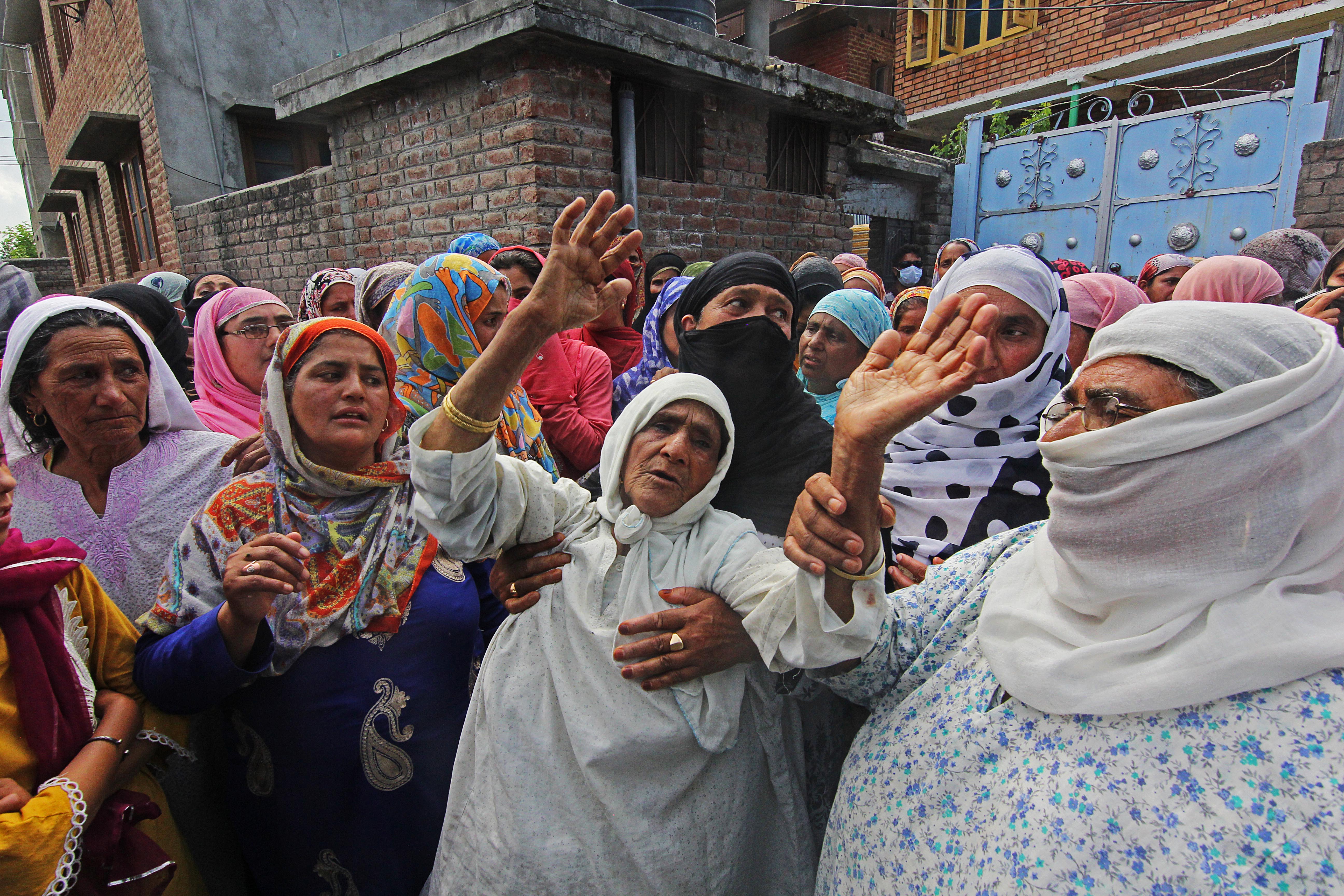 Jammu & Kashmir: Top commander among 3 militants killed