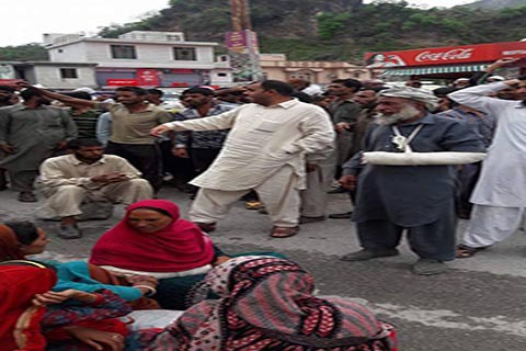 Jammu & Kashmir: ‘Cow-protection’ Hindu group attacks family