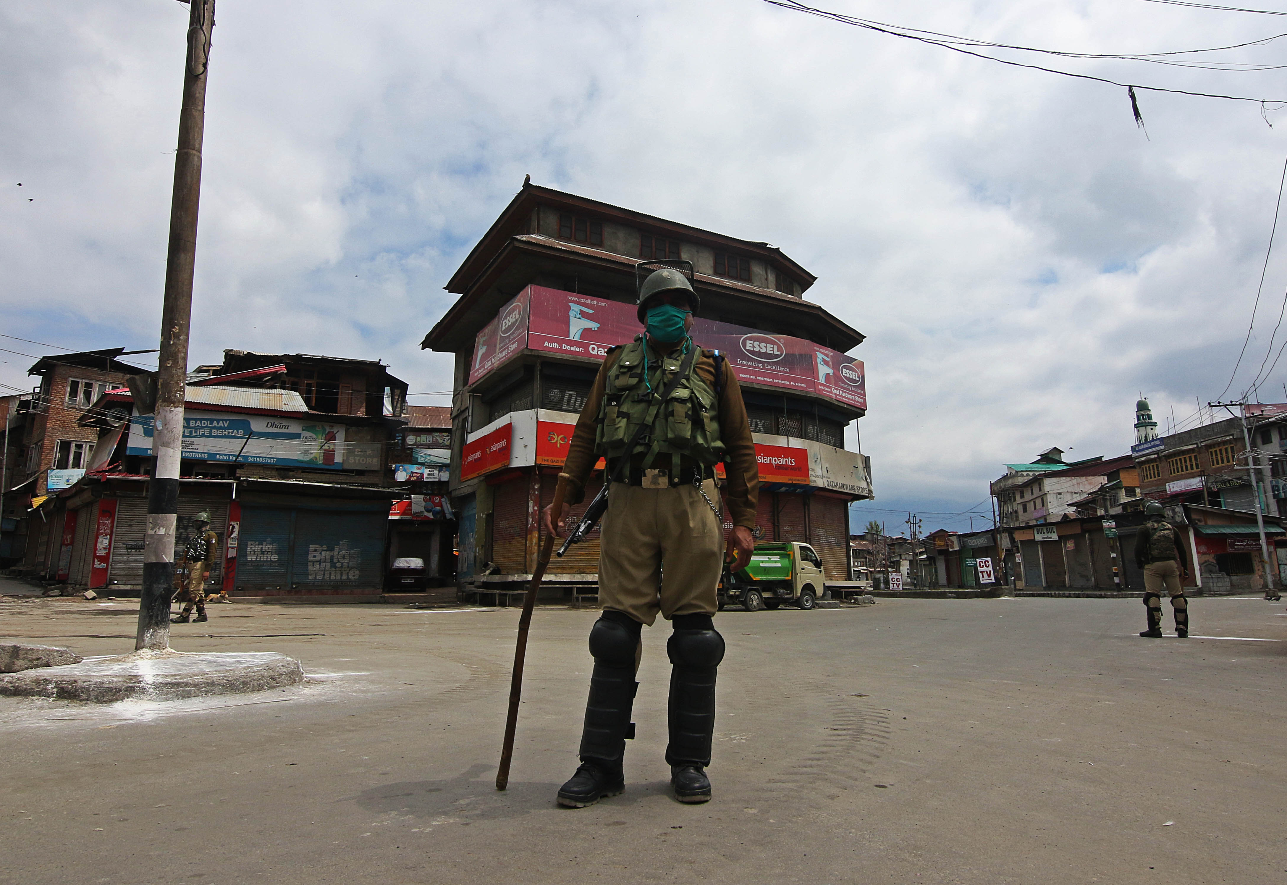 Jammu and Kashmir: 4 Kashmiris killed in gunfights with Indian forces