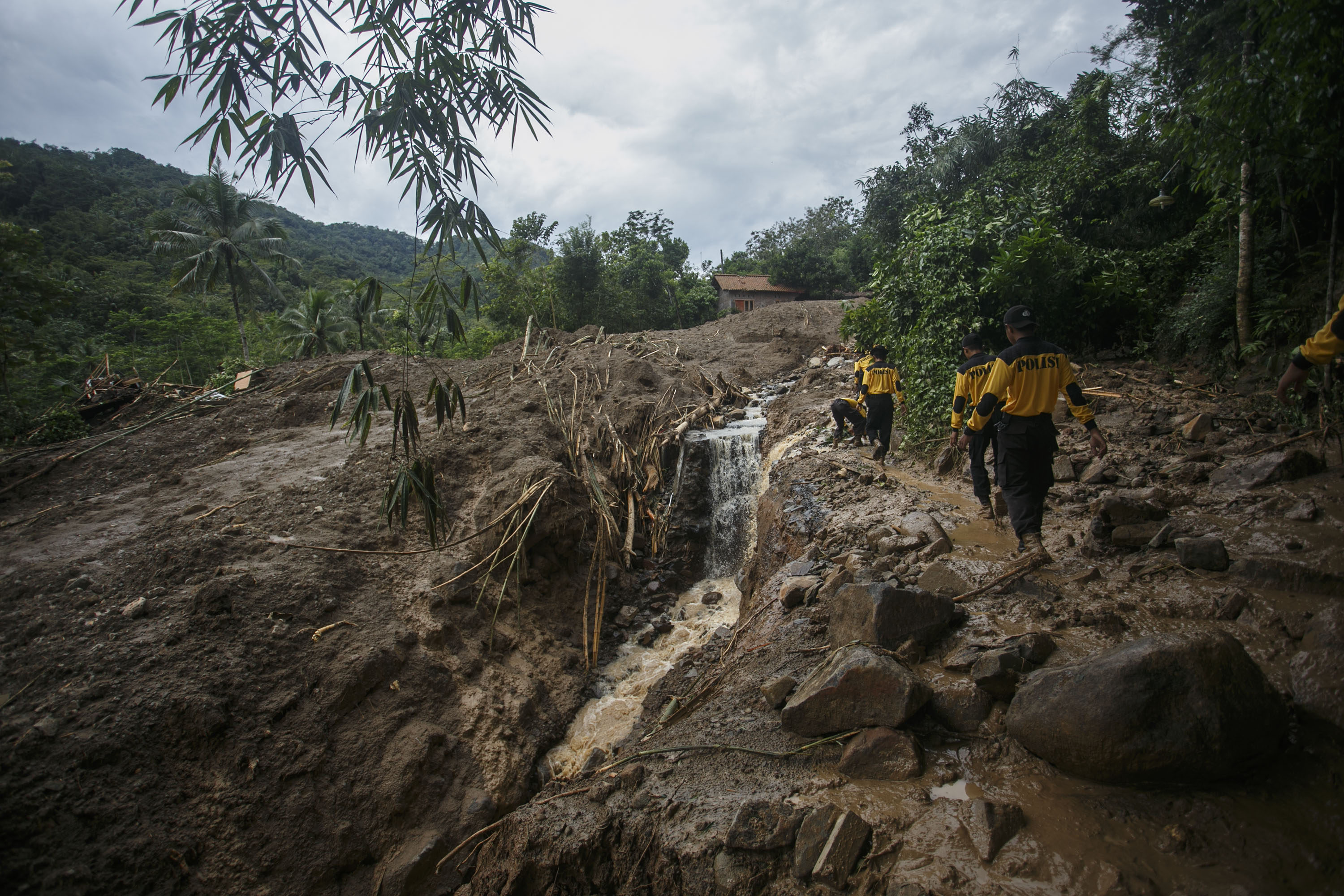Indonesia: 35 dead after floods, landslides in Central Java
