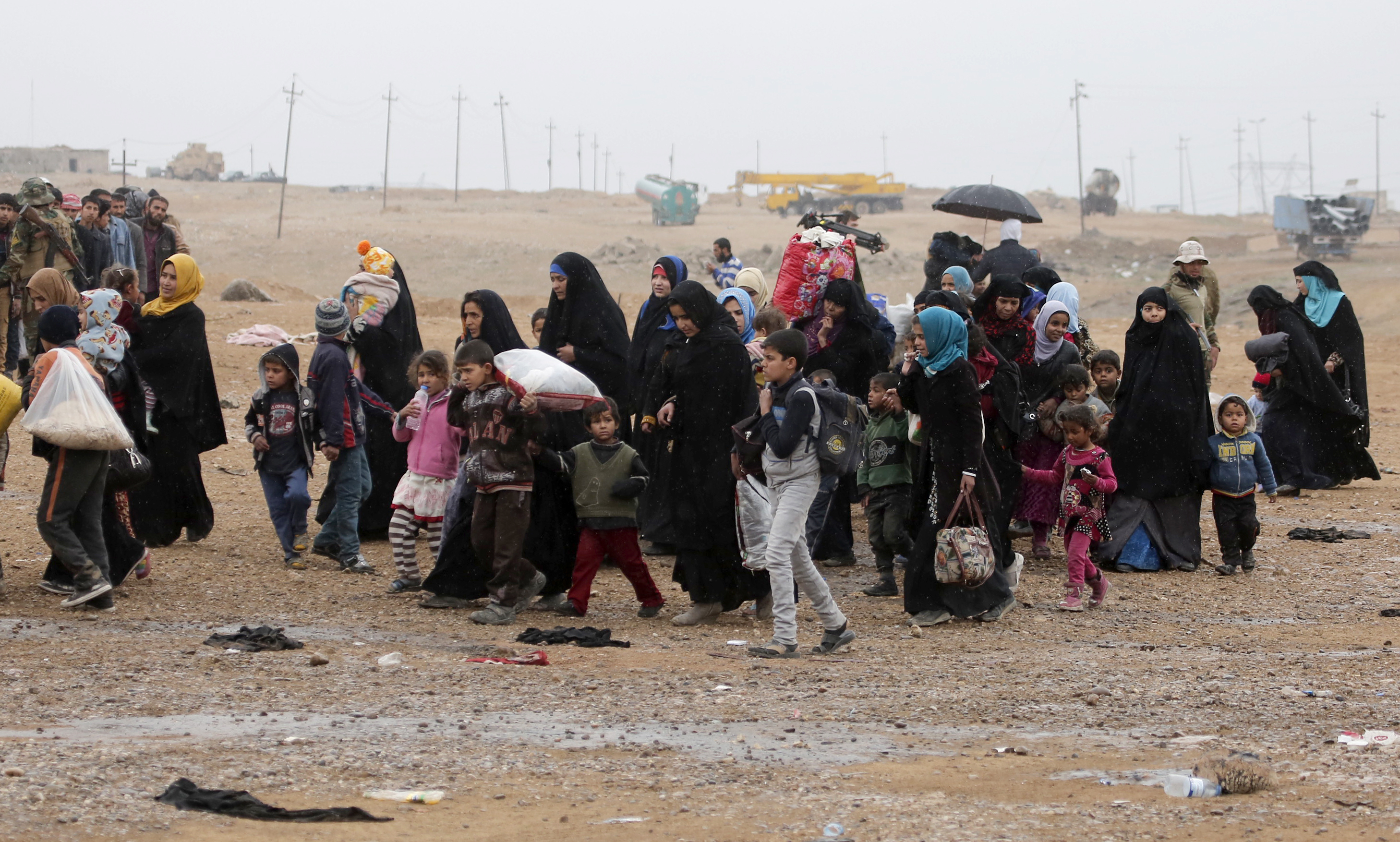 Iraq: 8,000 Iraqi civilians evacuated from western Mosul