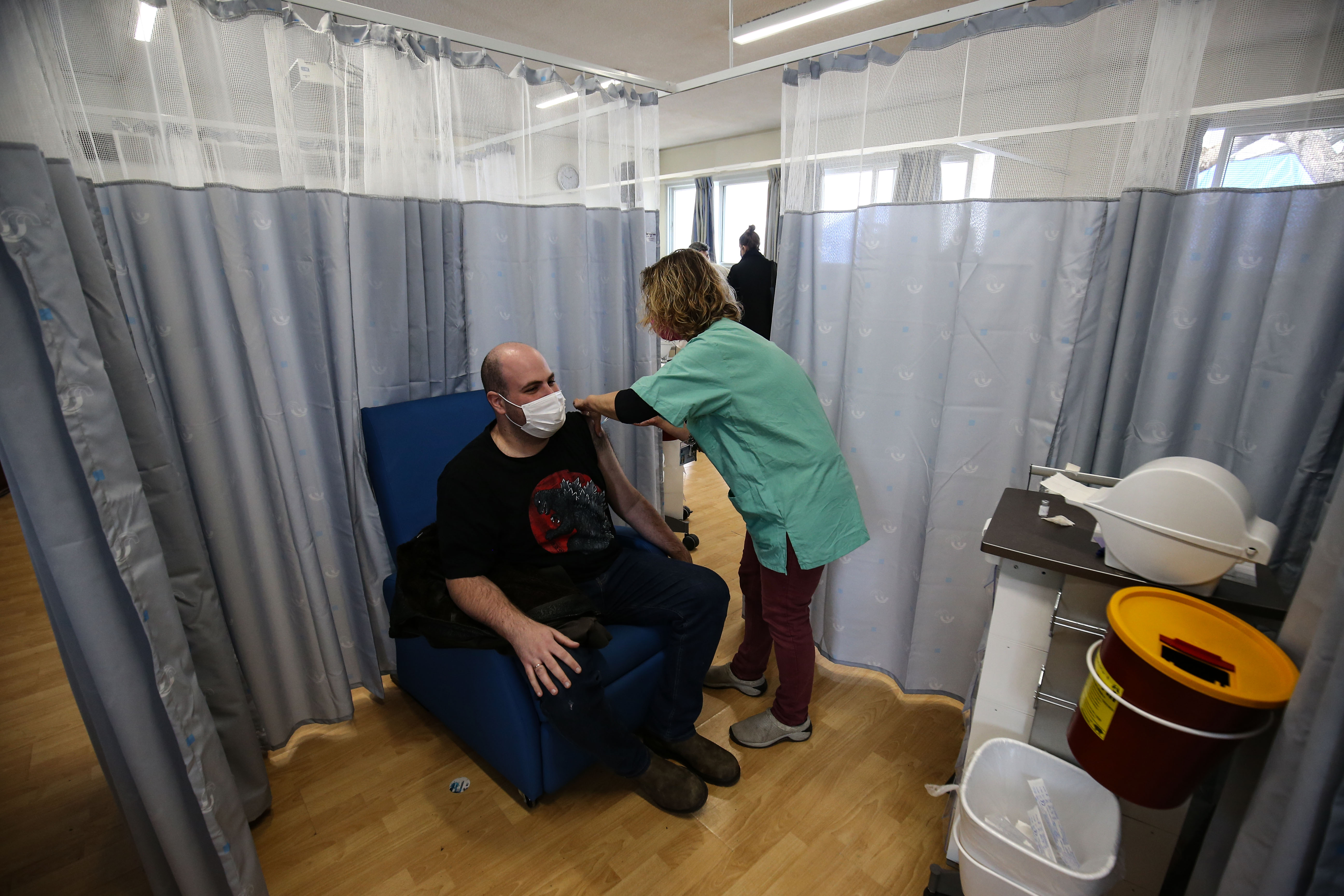 Palestine: Israeli bars entry of COVID-19 vaccines to Gaza Strip