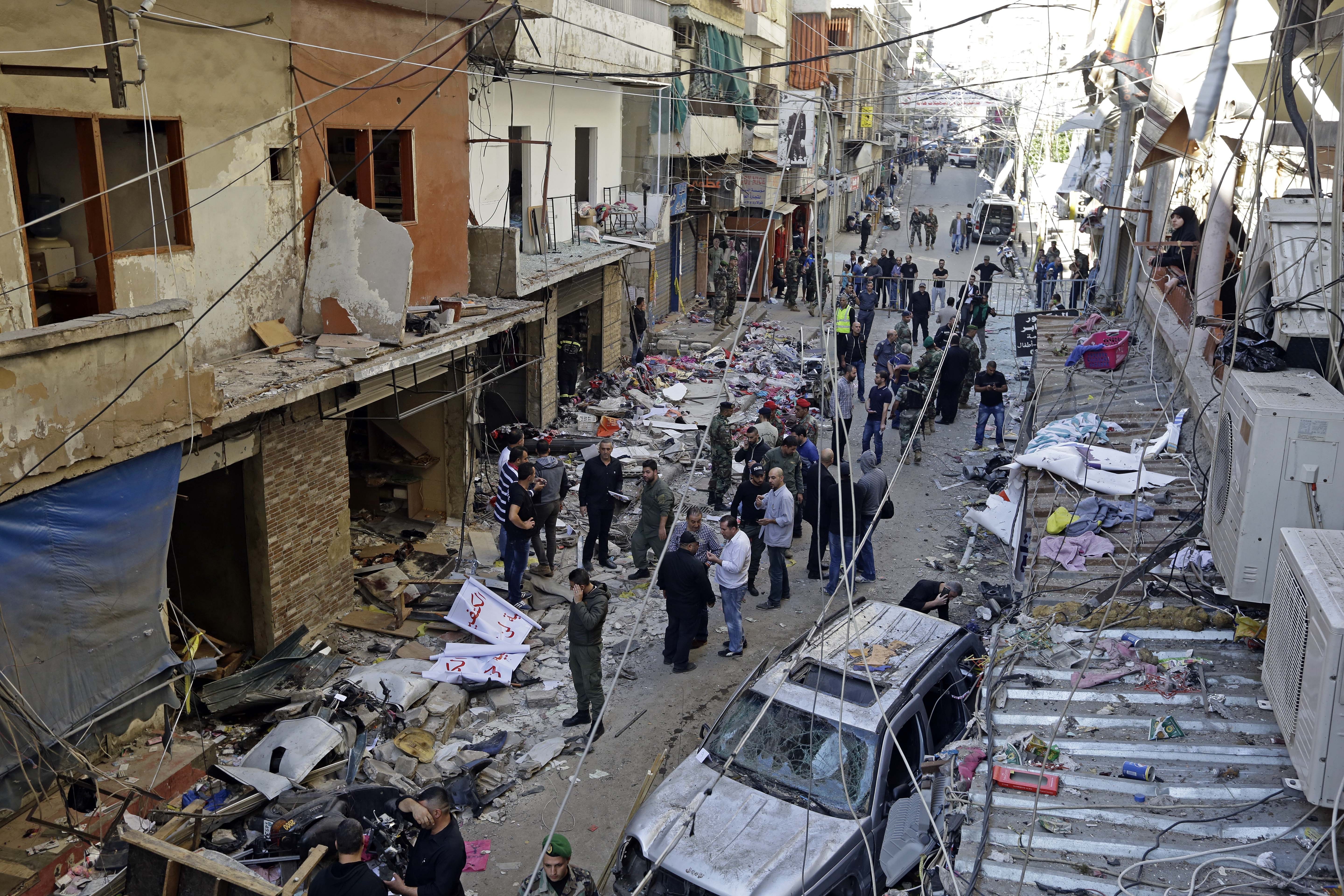 Lebanon: 43 people killed as twin blasts rock S Beirut