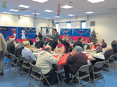 Muslims and Christians unite to help homeless during Christmas