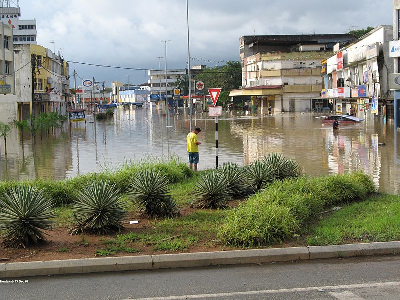 Malaysia: Flash flood in North Malaysia leaves 9,000 homeless, 7 killed