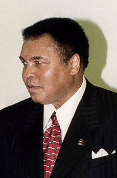 US: Boxing legend Muhammad Ali receives humanitarian award