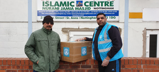 Muslim Hands begin to distribute 2,000 pieces of PPE to UK burial services