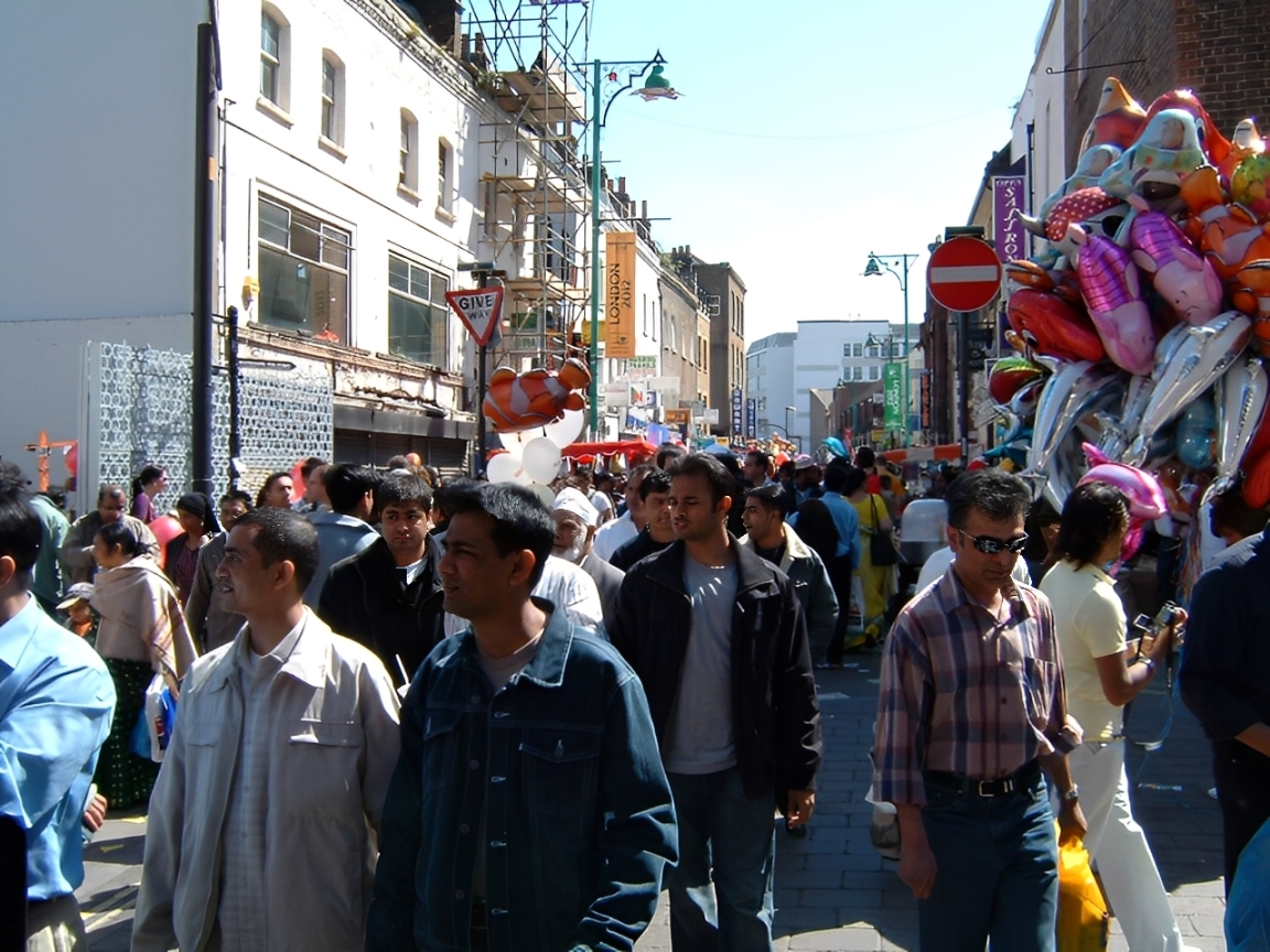 Muslim immigrants face widespread negativity as sharp divides emerge in Britain’s views on Islam