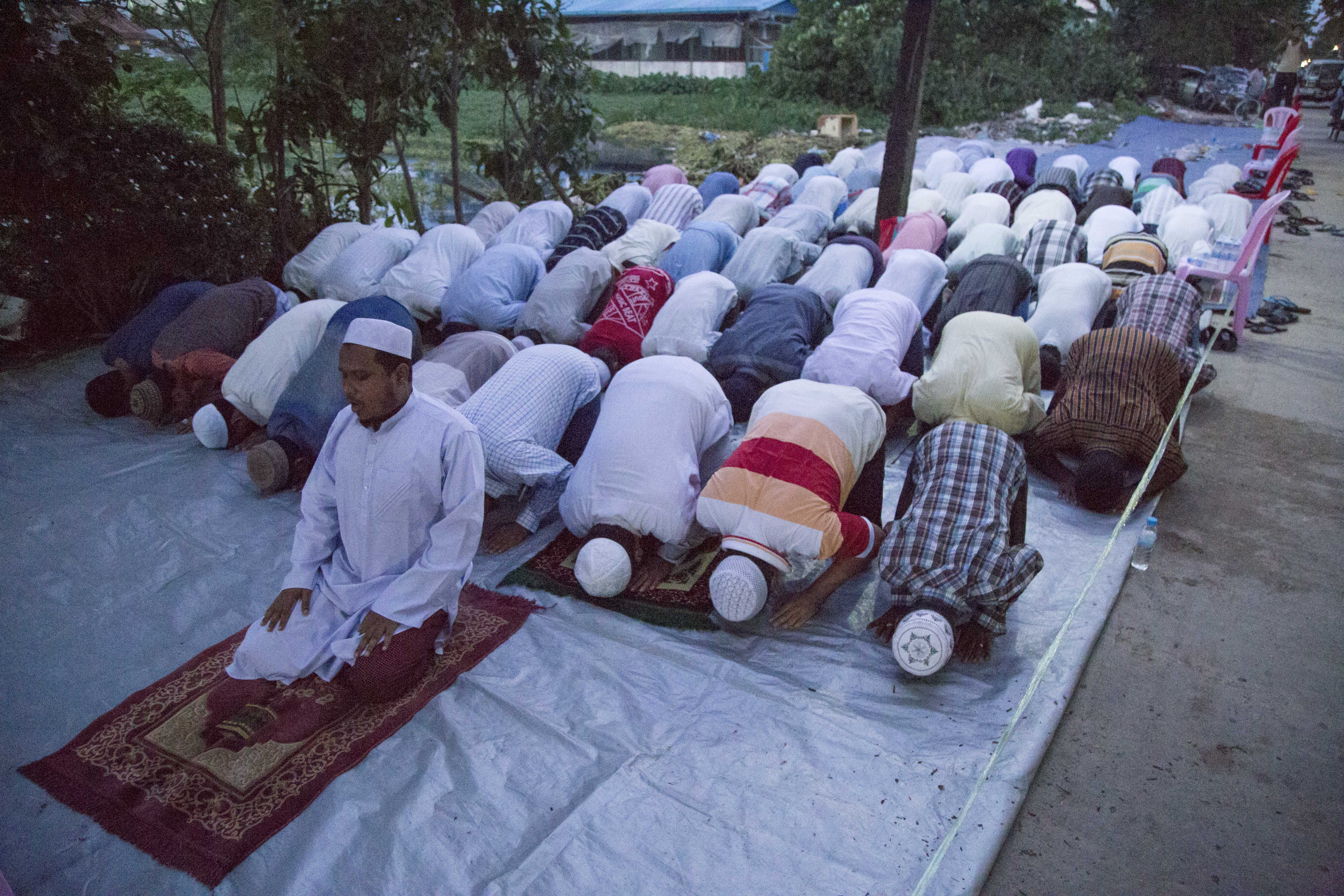 Myanmar: Protests at Buddhist monks forced closure of madrasahs