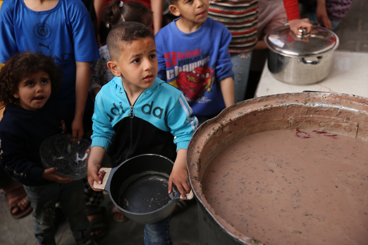 Gaza: 162 Palestinians killed, 236 injured by Israeli forces 3-6 April