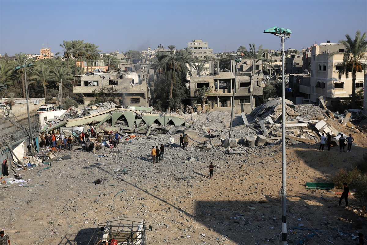 Gaza: 72 Palestinians killed, 203 injured by Israeli indiscriminate bombings in last 24 hours