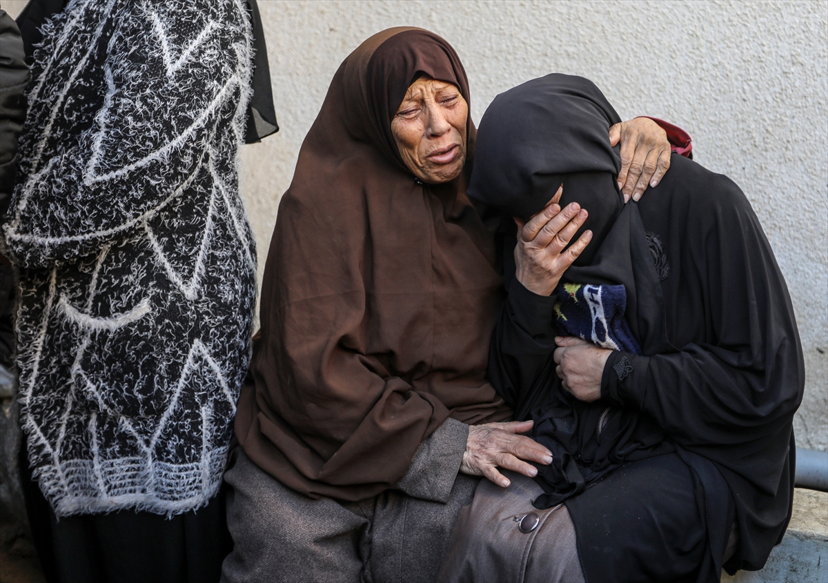 Gaza: 112 Palestinians killed, 165 injured by Israeli bombing in past 24 hours