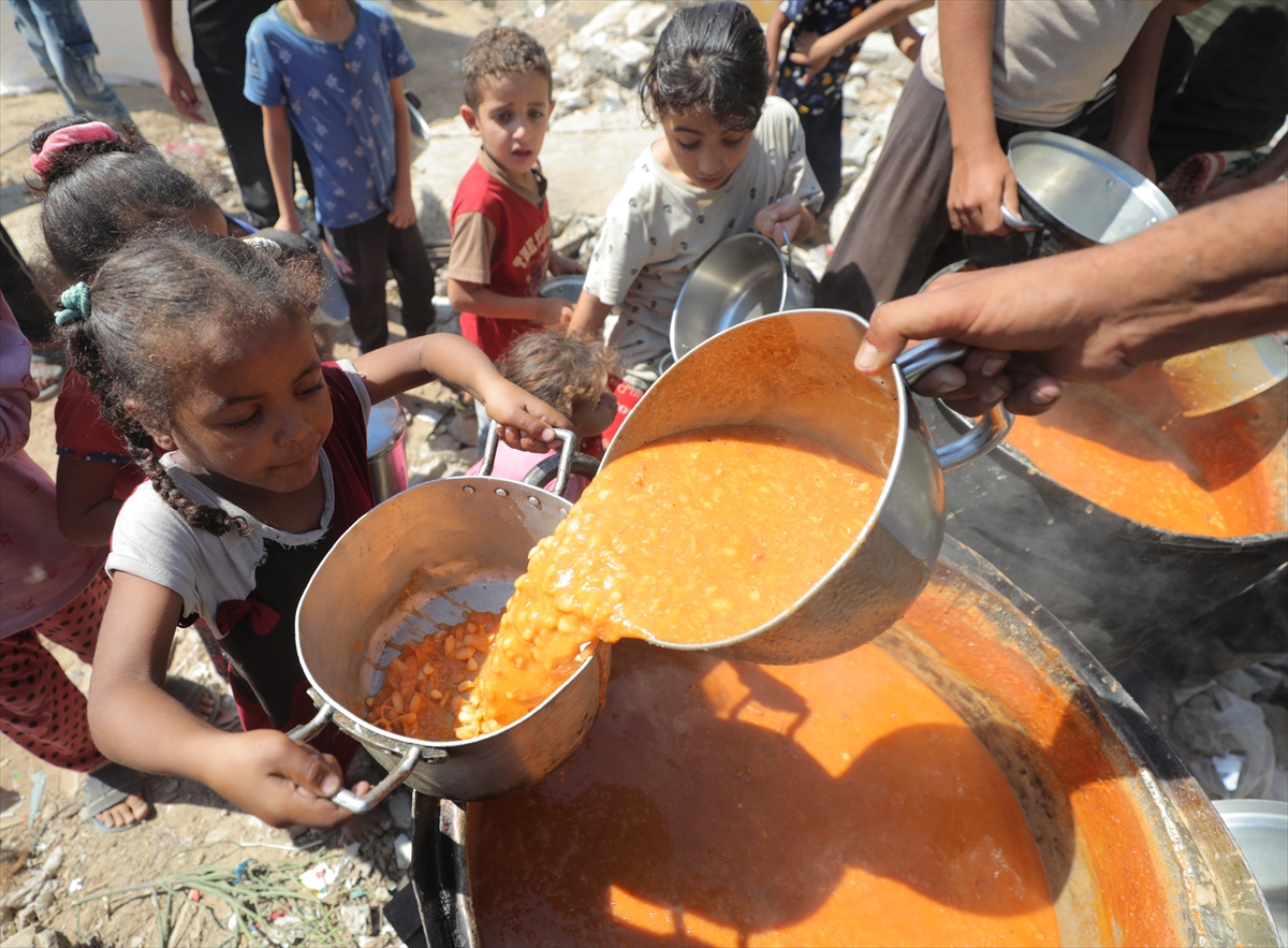 Israeli forces killed 45, injured 179 in Lebanon & killed 29, injured 93 in Gaza