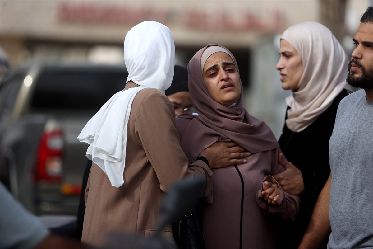 39 Palestinians killed, 137 injured by in Gaza; 10 fire fighters killed in Lebanon by Israeli bombings